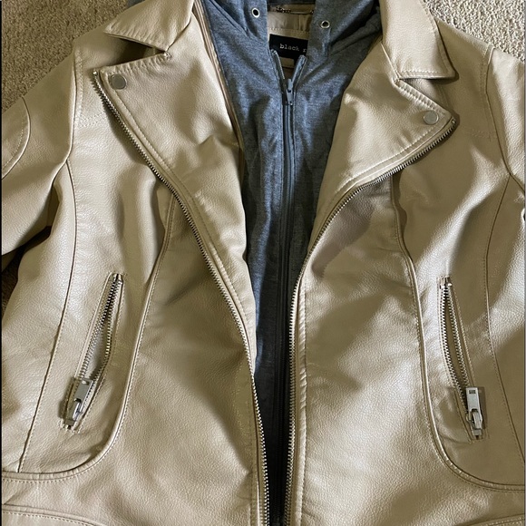 Leather jacket - Picture 2 of 2